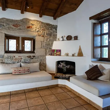 Tzokeika Traditional Settlement Riglia Zimmer foto