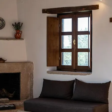 Tzokeika Traditional Settlement Riglia Zimmer foto