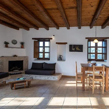 Tzokeika Traditional Settlement Riglia Zimmer foto