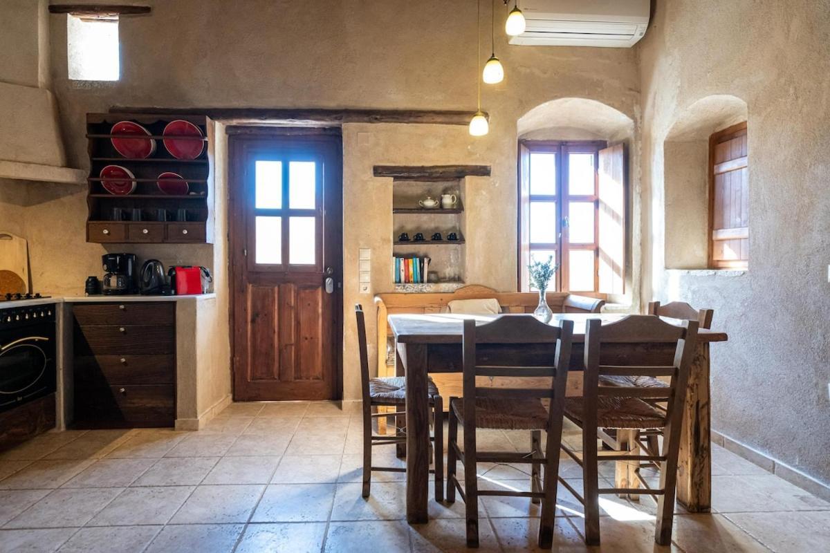 Ferienhaus Tzokeika Traditional Settlement Riglia