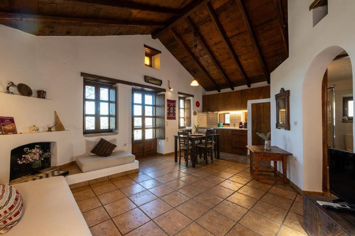 Tzokeika Traditional Settlement Ferienhaus Riglia