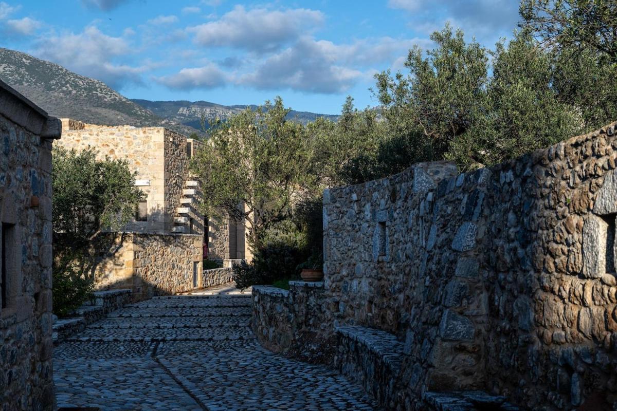 Tzokeika Traditional Settlement Ferienhaus Riglia